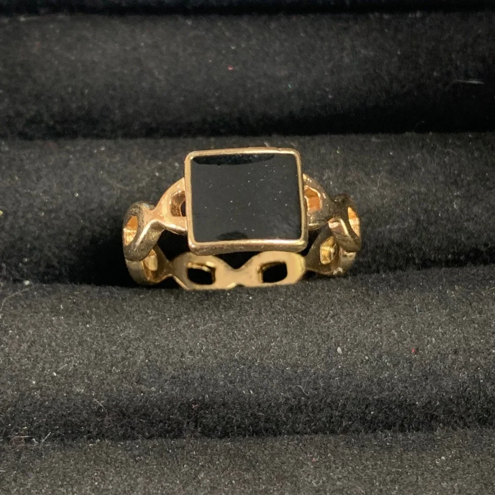 Gold Tone Square Black Enamel Infinity Link Band Statement Ring Size 9